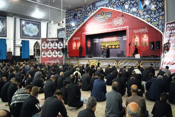 عزاداری پنجمین شب از ماه محرم در حسینیه ثارالله خرم‌‎آباد