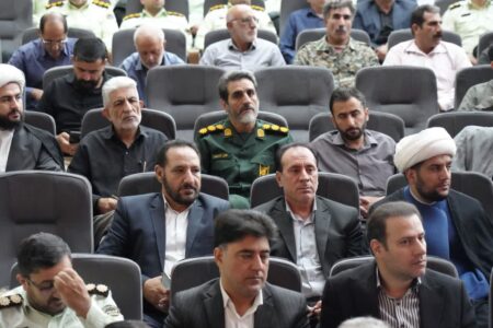 آیین گرامیداشت اربعین ۸۶ شهید لرستانی جنگ تحمیلی ۱۲ روزه برگزار شد + عکس