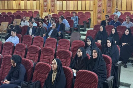 دوره آموزشی «آشنایی با هوش مصنوعی و کاربردهای آن» در استانداری لرستان برگزار شد