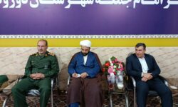 مسئولان از دولتمردان شهید الگو بگیرند