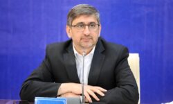 مدیرانی که جرأت امضا کردن و حل مشکلات مردم را ندارد کنار بروند