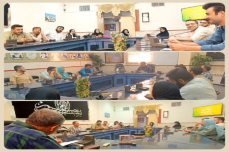 محفل شعر آیینی در بروجرد برگزار شد