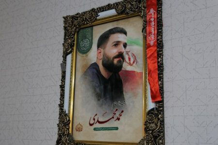 مدیران دانشگاه لرستان با خانواده شهید «محمد محمدی زرین‌چقا» دیدار کردند +عکس