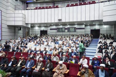 همایش «جنگ ترکیبی ۱۲ روزه؛ درس‌ها و عبرت‌ها» در دانشگاه لرستان برگزار شد +عکس