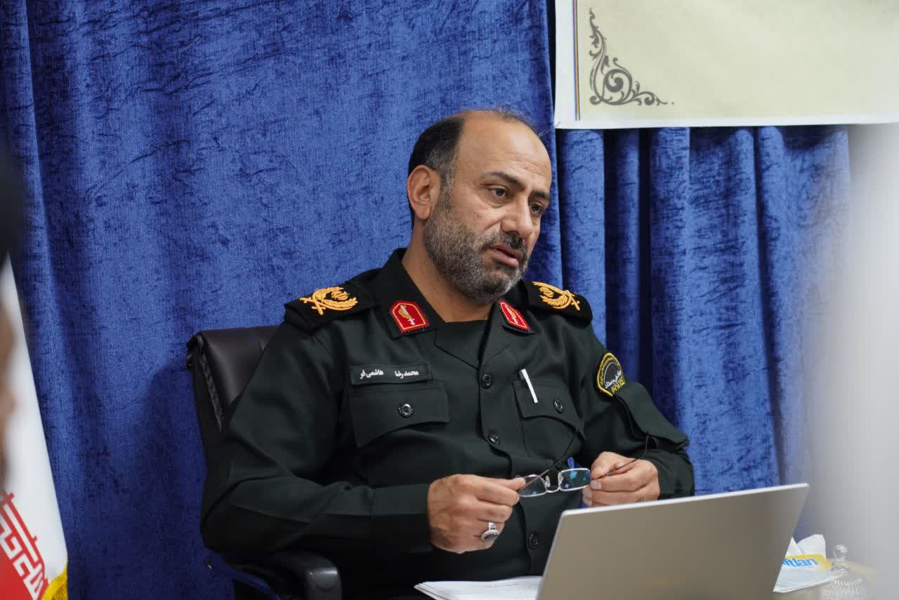 نشست هماندیشی ائمه جمعه و فرمانده نیروی انتظامی لرستان برگزار شد 17 نشست هماندیشی ائمه جمعه و فرمانده نیروی انتظامی لرستان برگزار شد نشست هماندیشی ائمه جمعه و فرمانده نیروی انتظامی لرستان برگزار شد IMG 20251030 210424 388 1