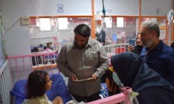 مربیان کانون لرستان لبخند را بر چهره کودکان بیمار نشاندند