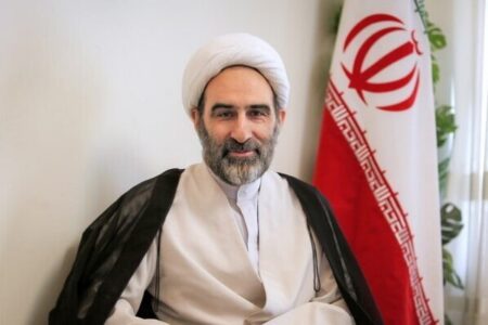 لرستان می‌تواند با تکیه بر گردشگری به خودکفایی اقتصادی برسد